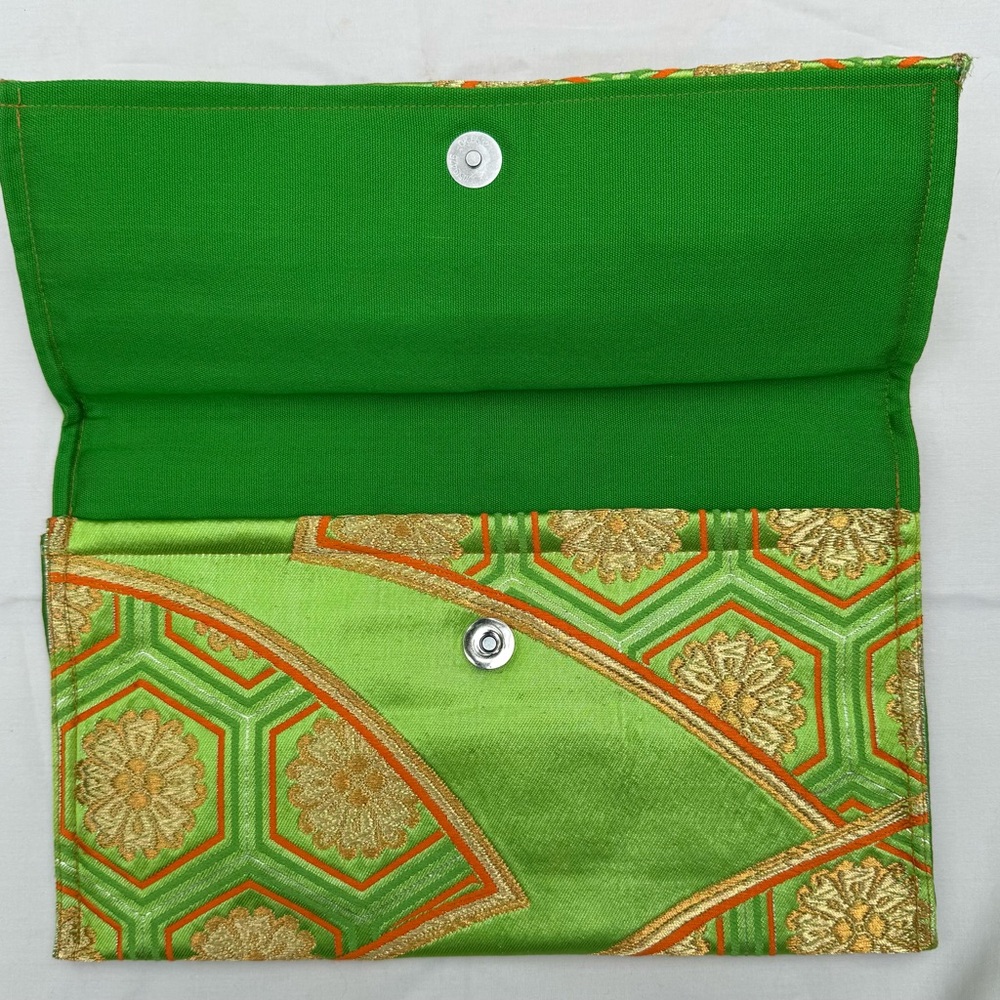 Vibrant Green and Gold Women's Clutch - Picture 2 of 6